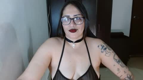 Natasha Smithe  online show from June 2026 12:15:01 AM