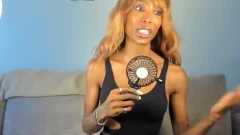 Snapshot of natassiadreamsxxx chatting on March 2026 11:41:01 PM Natassia Dreams online show from March 2026 11:41:01 PM