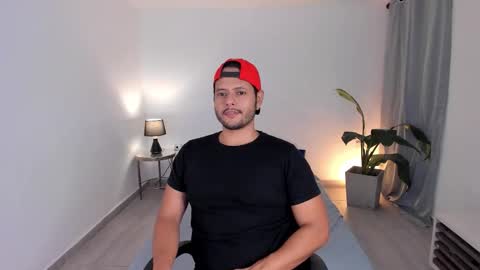 Snapshot of nate_ocean chatting on December 2025 01:44:01 AM Nate Ocean online show from December 2025 01:44:01 AM