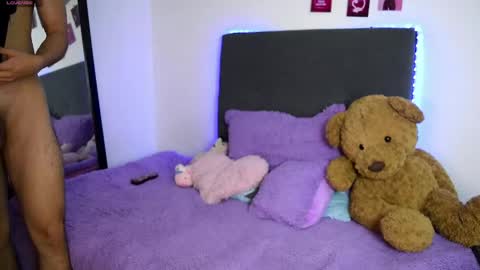 nath_and_lianx online show from May 2026 05:25:03 AM