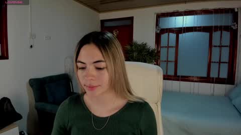 Snapshot of nathaaly_sky chatting on February 2025 10:30:01 AM nathaly sky online show from February 2025 10:30:01 AM