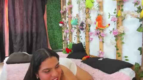 Snapshot of nathalia_correa chatting on November 2025 02:02:01 PM nathalia_correa online show from November 2025 02:02:01 PM