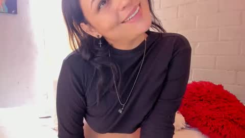 Nataly independent model dont forget to leave your like that will help me grow as a model online show from September 2025 06:46:01 PM