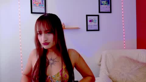 Nathalia Ramirez online show from June 2026 07:27:02 PM