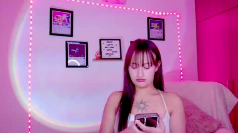 Nathalia Ramirez online show from June 2026 03:00:01 AM