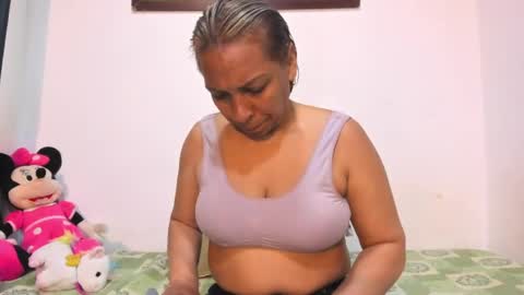 Snapshot of nathaliasmiith chatting on June 2026 04:14:02 AM Nathalia online show from June 2026 04:14:02 AM