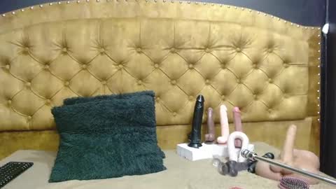Nathalia online show from December 2024 03:58:02 AM