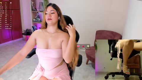 NATHALIE online show from November 2025 11:43:02 AM