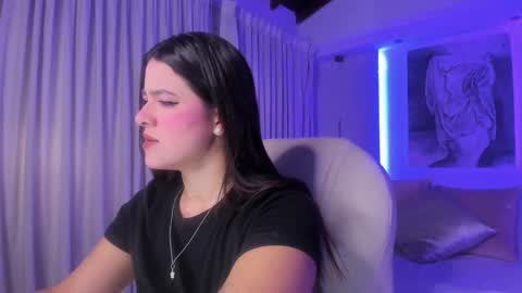 NATHALIE online show from October 2025 11:10:01 AM