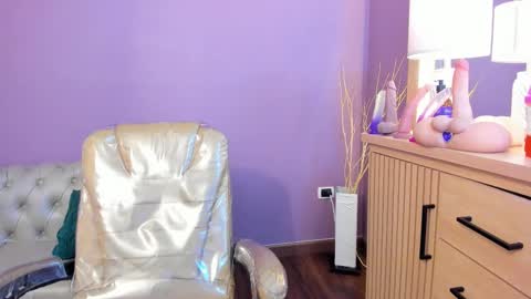 Snapshot of nathalie_rossel chatting on February 2026 06:58:01 PM nathalie rossel online show from February 2026 06:58:01 PM