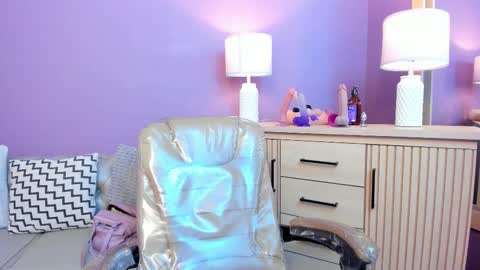 Snapshot of nathalie_rossel chatting on March 2026 06:57:01 PM nathalie rossel online show from March 2026 06:57:01 PM