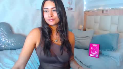 Snapshot of nathalierose_1 chatting on February 2026 09:26:01 PM Nathalie Rose online show from February 2026 09:26:01 PM