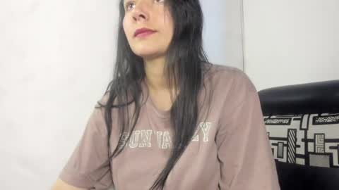 Nathaly online show from May 2026 10:51:02 PM