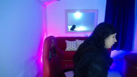 nathaly low online show from June 2026 11:32:01 AM