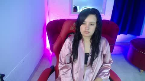 nathaly low online show from June 2026 12:06:02 PM