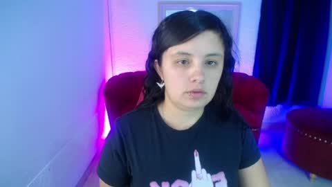 nathaly low online show from June 2026 12:07:02 PM