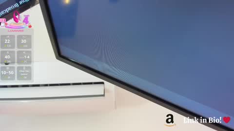 NATHALY  online show from October 2025 10:35:02 AM