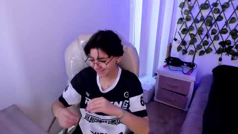 nathalyy_ds online show from October 2025 08:05:02 PM