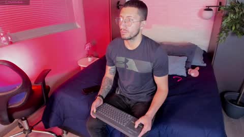 Snapshot of nathan_rivers chatting on January 2025 12:02:02 PM nathan_rivers online show from January 2025 12:02:02 PM