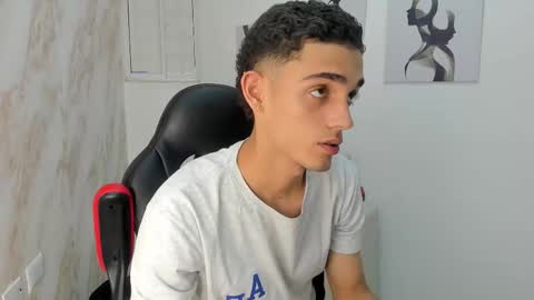 Snapshot of nathan_shimmer chatting on September 2025 08:41:02 PM nathan_shimmer online show from September 2025 08:41:02 PM