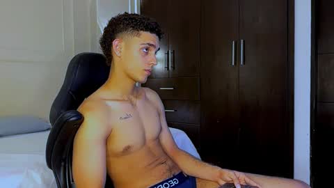 nathan_shimmer online show from December 2025 09:11:01 PM