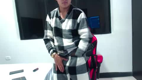 NathanBrooks online show from December 2025 08:38:02 PM