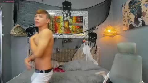 nathanclay online show from October 2025 04:37:01 AM