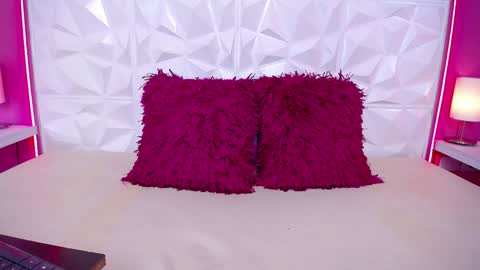 natasha online show from December 2024 04:38:01 PM