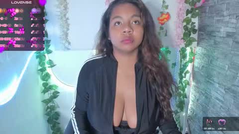 Snapshot of nathasha_jhonsom_ chatting on March 2026 06:07:02 AM Naty online show from March 2026 06:07:02 AM