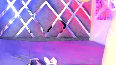 nati_fresh online show from October 2025 07:42:02 PM