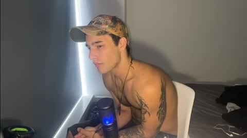 Snapshot of native_boy2 chatting on March 2026 09:38:02 PM native_boy2 online show from March 2026 09:38:02 PM