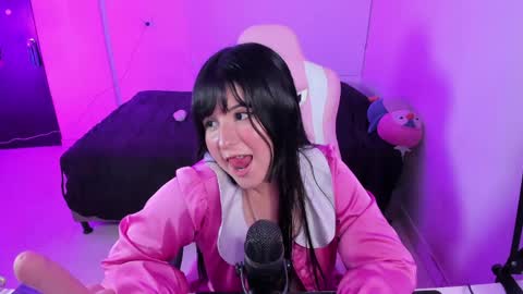 natsuki online show from June 2026 12:49:01 AM
