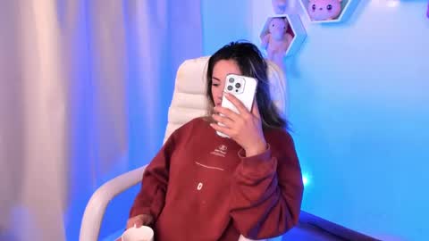 Snapshot of nattasha_09 chatting on January 2025 11:54:01 AM Nattasha online show from January 2025 11:54:01 AM