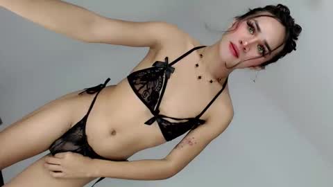 Nathalie smith online show from March 2026 02:43:01 PM