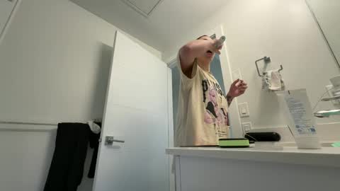 NATTY FIERROS online show from March 2026 06:47:01 PM