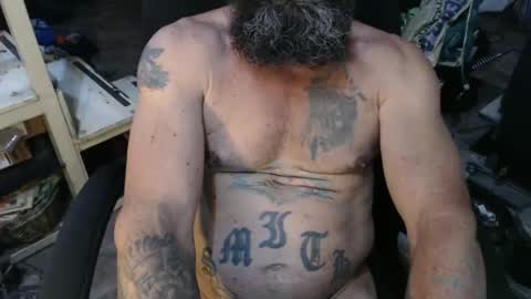 Snapshot of naturenaked chatting on October 2025 11:44:01 AM NatureNaked online show from October 2025 11:44:01 AM