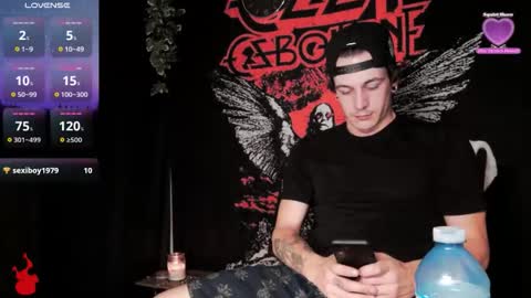 Snapshot of naturesbest951 chatting on November 2025 02:55:01 AM NATURESBEST online show from November 2025 02:55:01 AM