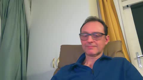 naturista25 online show from November 2025 07:35:01 PM