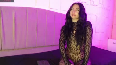 natuxxa online show from May 2026 09:42:02 PM