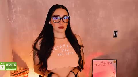 Snapshot of natval_ chatting on December 2024 11:00:01 AM Natalia Valeria online show from December 2024 11:00:01 AM