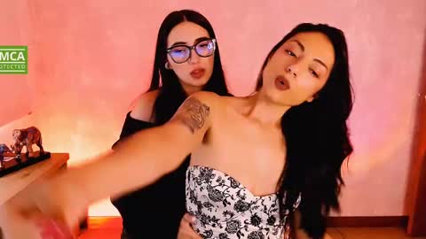 Snapshot of natval_ chatting on December 2024 08:58:02 PM Natalia Valeria online show from December 2024 08:58:02 PM
