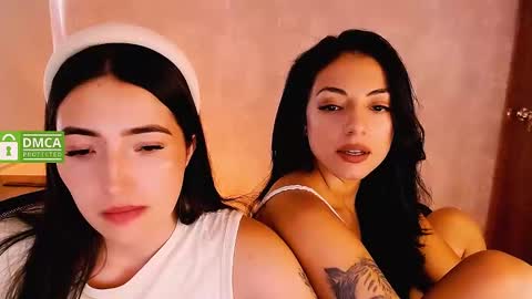 Snapshot of natval_ chatting on January 2025 02:29:02 PM Natalia Valeria online show from January 2025 02:29:02 PM