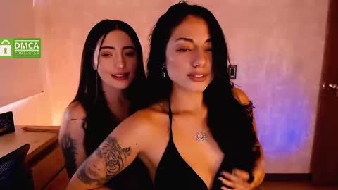 Snapshot of natval_ chatting on February 2025 05:58:01 PM Natalia Valeria online show from February 2025 05:58:01 PM