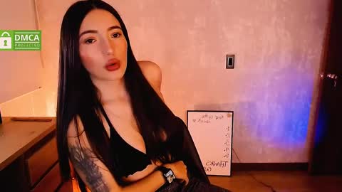 Snapshot of natval_ chatting on February 2025 11:05:02 AM Natalia Valeria online show from February 2025 11:05:02 AM