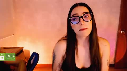 Snapshot of natval_ chatting on February 2025 11:32:02 AM Natalia Valeria online show from February 2025 11:32:02 AM