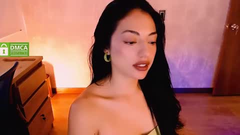 Snapshot of natval_ chatting on February 2025 02:06:02 PM Natalia Valeria online show from February 2025 02:06:02 PM