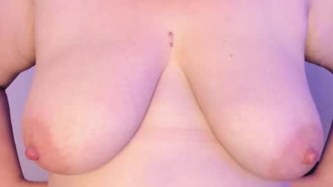 Snapshot of naty__mature_ chatting on October 2025 10:07:02 PM Nataly online show from October 2025 10:07:02 PM