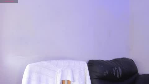 Nataly online show from April 2026 06:01:02 PM
