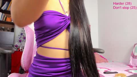 Snapshot of naty_johan chatting on December 2024 07:38:02 PM Nata online show from December 2024 07:38:02 PM