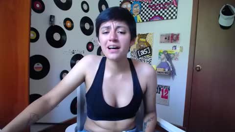 Snapshot of naty_lux19 chatting on January 2025 06:06:01 PM Fernanda online show from January 2025 06:06:01 PM